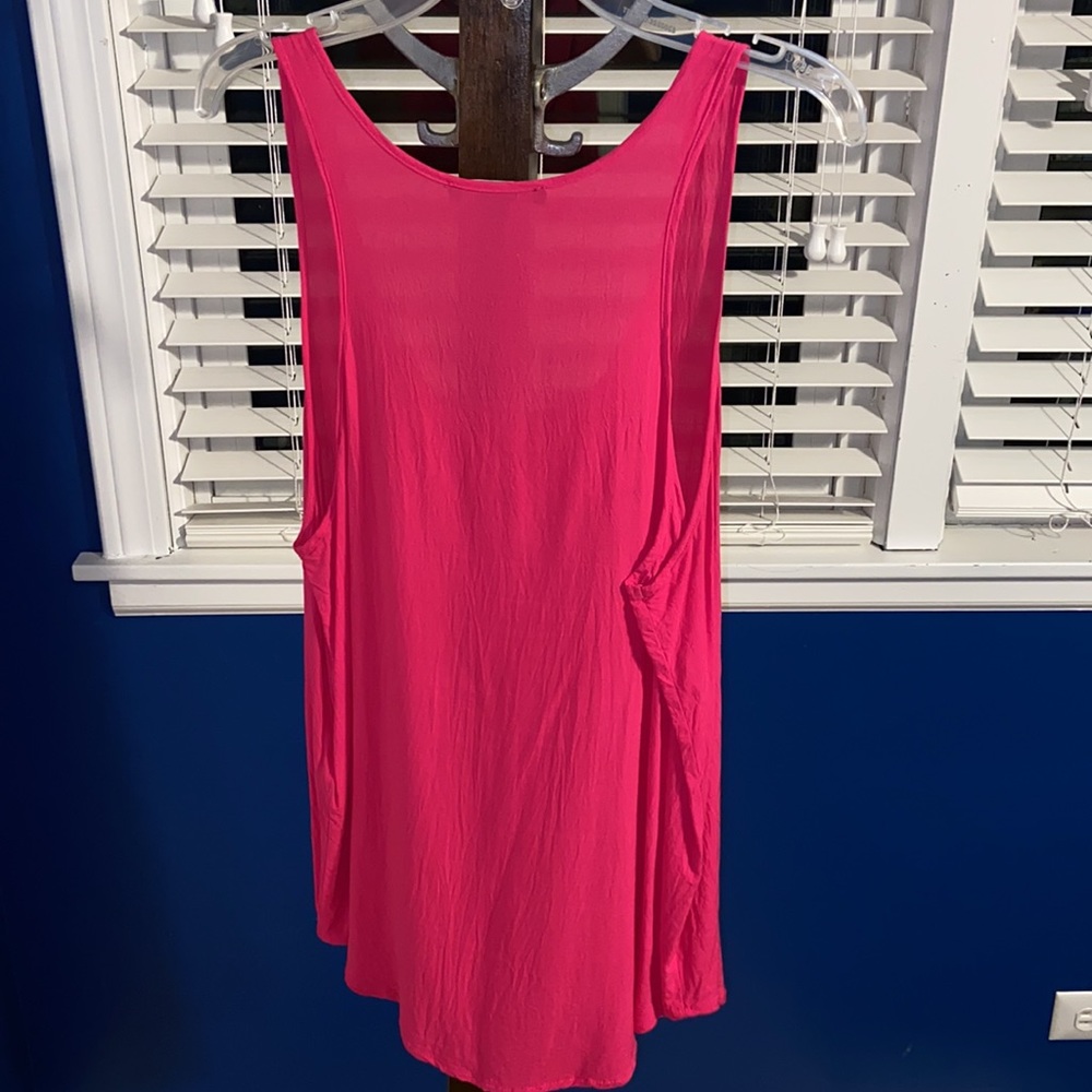 Pink tank top - Picture 2 of 2